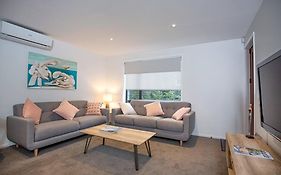 Home From Home Central City Apartment